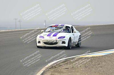 media/Jan-26-2025-CalClub SCCA (Sun) [[cfcea7df88]]/Group 4/Race/